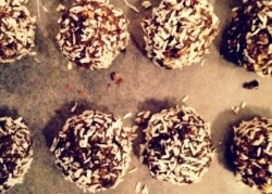 A raw balls