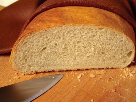 piece of bread to demonstrate gluten effects